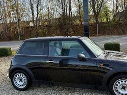 Schwarz Gebraucht 2005 Mini Cooper Coupé Coupé | 3.100 € (Fairer Preis)