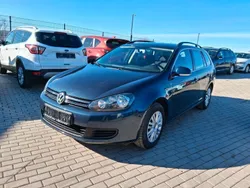 Blau Gebraucht 2010 VW Golf VI Comfortline Kombi | 5.950 € (Etwas zu teuer)