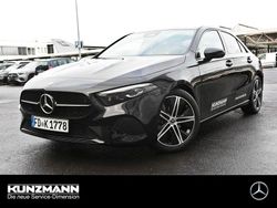 Kosmosschwarz metallic Gebraucht 2025 Mercedes A200 Progressive Limousine | 33.990 € (Etwas zu teuer)