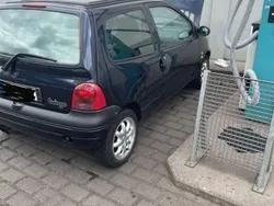 Blau Gebraucht 2004 Renault Twingo Initiale Kleinwagen | 1.650 € (Fairer Preis)