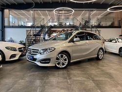 Silber Gebraucht 2016 Mercedes B180 Urban Van / Kleinbus | 12.390 € (Fairer Preis)