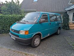 Grün Gebraucht 1995 VW Caravelle Van / Kleinbus | 6.750 €