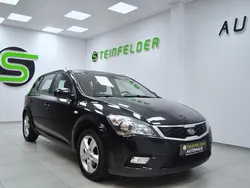 Schwarz Gebraucht 2011 Kia Ceed Limousine | 6.490 € (Teuer)