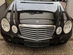 Schwarz Gebraucht 2006 Mercedes E200 Classic Kombi | 2.700 € (Superpreis)