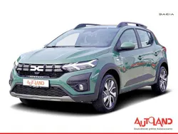 Grün Neu 2025 Dacia Sandero Stepway Kleinwagen | 17.990 € (Fairer Preis)