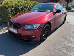 Rot Gebraucht 2010 BMW 335 M Sport Coupé | 11.900 € (Superpreis)