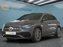 Grau Gebraucht 2022 Mercedes GLA250 SUV | 40.699 € (Teuer)
