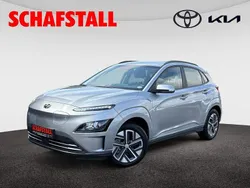 Silber (shimmering silver / met) Gebraucht 2022 Hyundai Kona Select SUV | 16.979 € (Guter Preis)