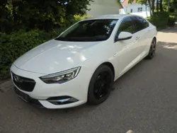 Weiß Gebraucht 2017 Opel Insignia Business Innovation Limousine | 14.900 € (Superpreis)