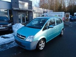 Silber Gebraucht 2005 Opel Meriva Edition Van / Kleinbus | 1.350 € (Superpreis)
