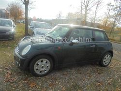 Grün Gebraucht 2005 Mini ONE Kleinwagen | 3.500 € (Fairer Preis)