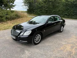 Schwarz Gebraucht 2012 Mercedes E200 Limousine | 10.450 €