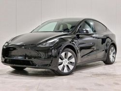 Schwarz Gebraucht 2023 Tesla Model Y RWD SUV | 37.700 € (Teuer)