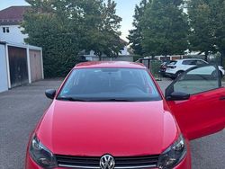 Rot Gebraucht 2015 VW Polo Kleinwagen | 5.800 € (Guter Preis)