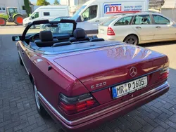 Almadintormet Gebraucht 1994 Mercedes E220 Cabrio | 44.950 €