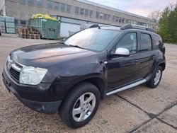 Perlmuttschwarz Gebraucht 2010 Dacia Duster Lauréate SUV | 4.399 € (Fairer Preis)