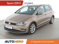 Gelb Gebraucht 2018 VW Golf Sportsvan Highline Van / Kleinbus | 17.150 € (Fairer Preis)