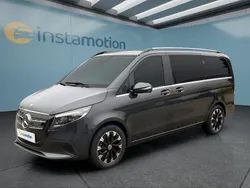 Grau Gebraucht 2025 Mercedes EQV300 Van / Kleinbus | 63.449 €