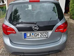 Silber Gebraucht 2010 Opel Meriva Edition Van / Kleinbus | 3.300 € (Guter Preis)