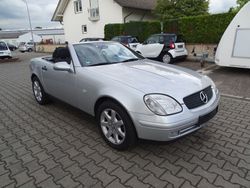 Silber Gebraucht 1999 Mercedes SLK230 Cabrio | 7.900 € (Etwas zu teuer)