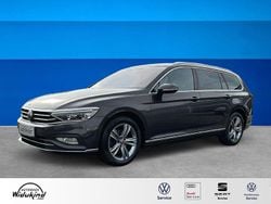 Grau Gebraucht 2022 VW Passat Elegance Kombi | 25.850 € (Fairer Preis)