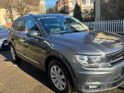 Grau Gebraucht 2019 VW Tiguan SUV | 23.700 € (Guter Preis)