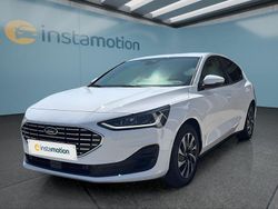 Weiß Neu 2025 Ford Focus Limousine | 30.649 € (Etwas zu teuer)