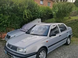 Silber Gebraucht 1992 VW Vento Limousine | 4.250 €