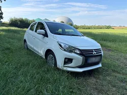 Weiß Gebraucht 2020 Mitsubishi Space Star Edition Kleinwagen | 5.900 € (Guter Preis)