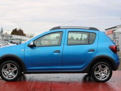 Blau Gebraucht 2020 Dacia Sandero Stepway Limousine | 11.590 € (Etwas zu teuer)