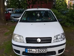 Weiß Gebraucht 2005 Fiat Punto Kleinwagen | 650 €