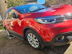 Rot Gebraucht 2017 Renault Kadjar Crossborder SUV | 9.000 € (Guter Preis)