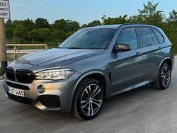 Grau Gebraucht 2016 BMW X5 M Sport SUV | 34.900 € (Teuer)