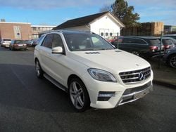 Weiß Gebraucht 2013 Mercedes ML350 AMG line SUV | 18.267 € (Etwas zu teuer)