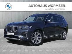 Grau Gebraucht 2021 BMW X7 Sport Line SUV | 67.890 € (Etwas zu teuer)