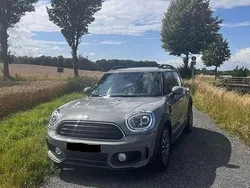 Grau Gebraucht 2018 Mini Cooper Countryman SUV | 20.500 € (Etwas zu teuer)