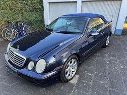 Blau Gebraucht 2003 Mercedes CLK200 Elegance Cabrio | 3.900 € (Superpreis)