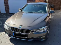 Braun Gebraucht 2012 BMW 320 Luxury Line Limousine | 9.300 € (Fairer Preis)