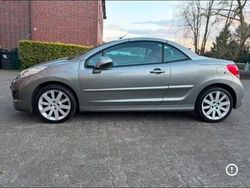 Andere farben Gebraucht 2012 Peugeot 207 CC Cabrio | 4.700 € (Etwas zu teuer)