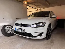 Weiß Gebraucht 2020 VW e-Golf S Kleinwagen | 19.999 € (Teuer)