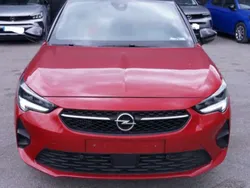 Rot peperoncino red (metallic) Gebraucht 2023 Opel Corsa GS Line Kleinwagen | 16.580 € (Superpreis)