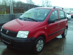 Rot Gebraucht 2009 Fiat Panda Active Limousine | 1.980 € (Fairer Preis)