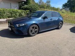 Blau Gebraucht 2019 Mercedes A200 AMG line Limousine | 26.999 € (Etwas zu teuer)