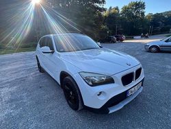 Weiß Gebraucht 2009 BMW X1 SUV | 5.990 € (Teuer)