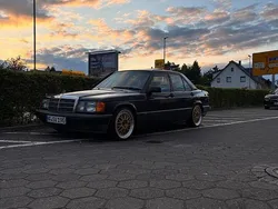 Schwarz Gebraucht 1991 Mercedes 190 Limousine | 3.700 €