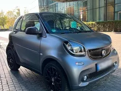 Schwarz Gebraucht 2017 Smart ForTwo Coupé Basis Kleinwagen | 14.300 € (Etwas zu teuer)