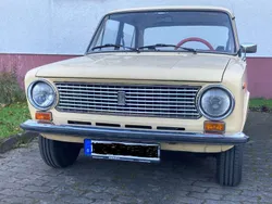 Beige Gebraucht 1986 Lada 1200 Limousine | 6.000 €