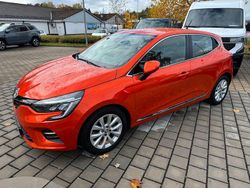 Orange Gebraucht 2021 Renault Clio V Intens Kleinwagen | 14.500 € (Etwas zu teuer)