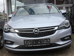 Diamant blau met. Gebraucht 2016 Opel Astra Innovation Limousine | 12.490 € (Fairer Preis)
