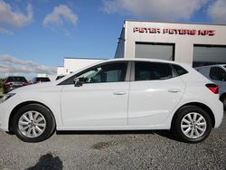 Weiß Gebraucht 2019 Seat Ibiza Style Limousine | 12.450 € (Fairer Preis)